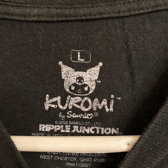 Hot Topic Kuromi by Sanrio Black T-Shirt Size Large - Picture 5 of 5